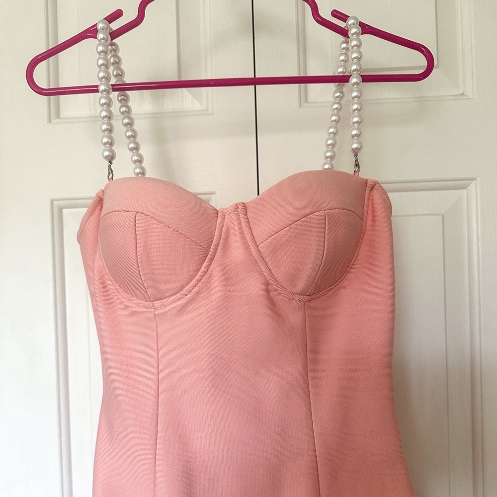 Pink Bodycon Pearl Stap Dress 🤍💕brand new